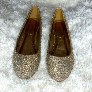 NIB Dream Pairs Gold Rhinestone Ballet Flats Size 5.5